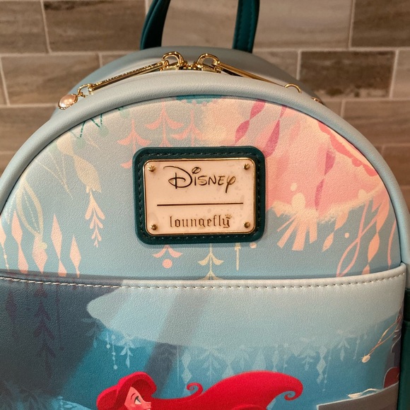 Disney Loungefly Little Mermaid Grotto Backpack - Picture 4 of 8